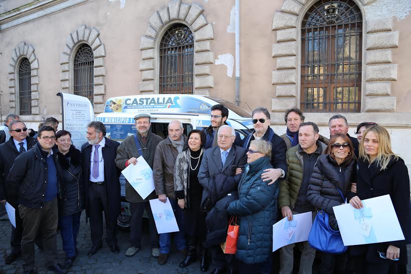 MUNICIPIO I, CONSEGNATO TAXI SOLIDALE PER ANZIANI IN DIFFICOLTA’