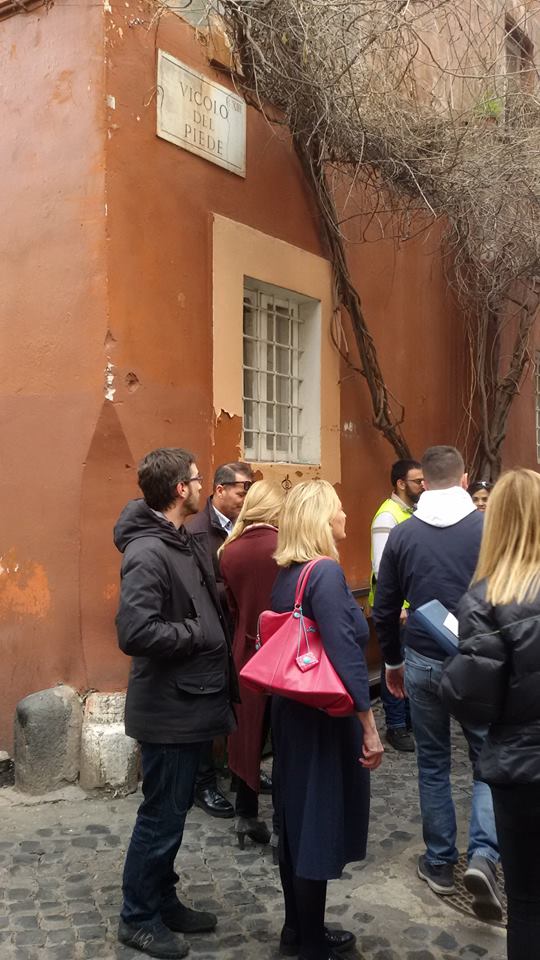 RIMOZIONI A VICOLO DEL PIEDE
