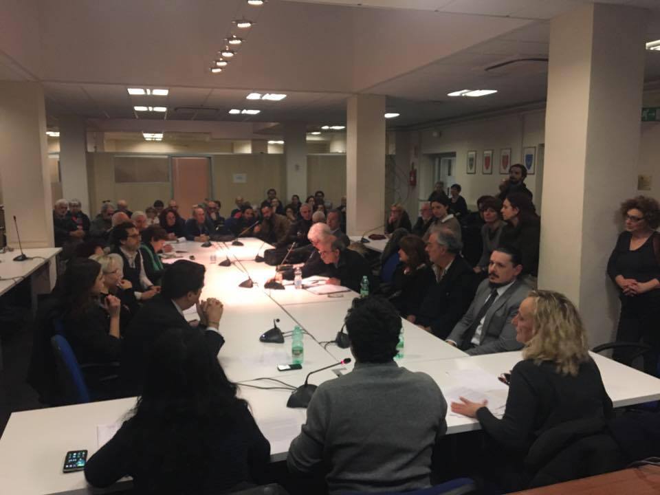 A ROMA GLI SFRATTI UCCIDONO LA CULTURA E IL SOCIALE.