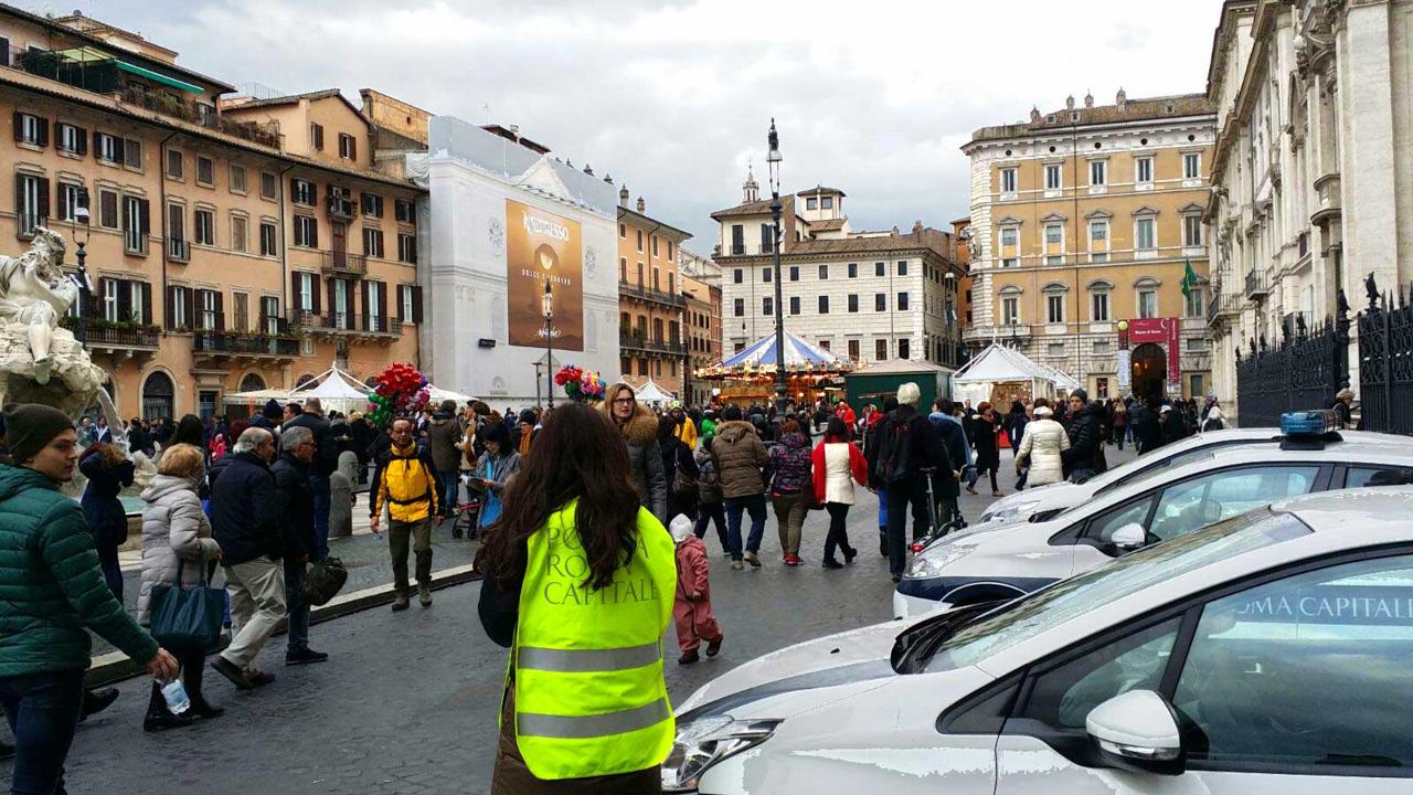 FESTA DELLA BEFANA A PIAZZA NAVONA.