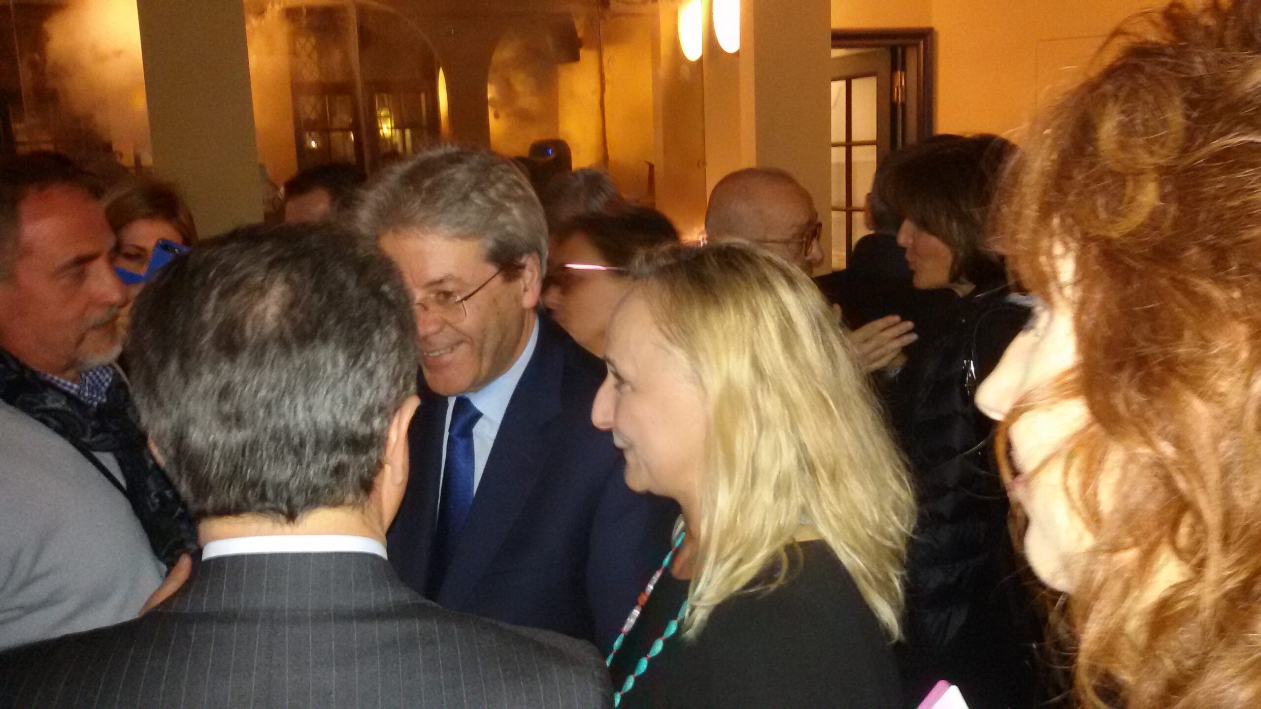 INCONTRO CON PAOLO GENTILONI E GLI IMPRENDITORI DEL CENTRO STORICO
