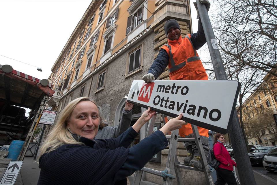 NUOVA SEGNALETICA METRO A VIA OTTAVIANO E PORTA ANGELICA