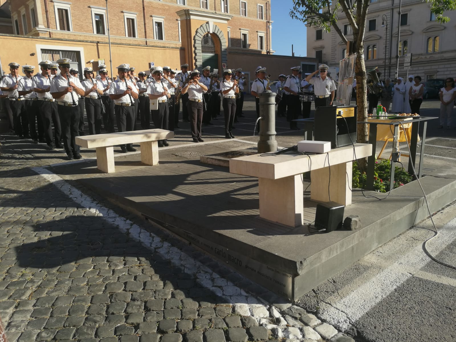 IN MEMORIA DI CARLO MACRO
