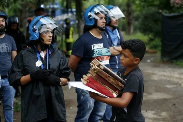 EMERGENZA CASA, NON ORDINE PUBBLICO