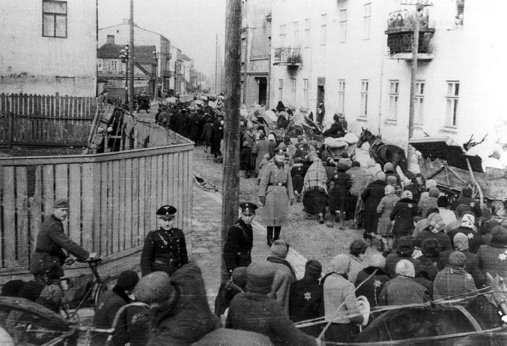 1944, OPERAZIONE “BALENA”