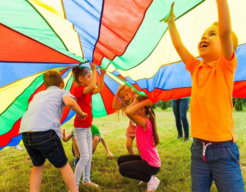 RESTITUIAMO AI BAMBINI IL LORO SISTEMA DI RELAZIONI