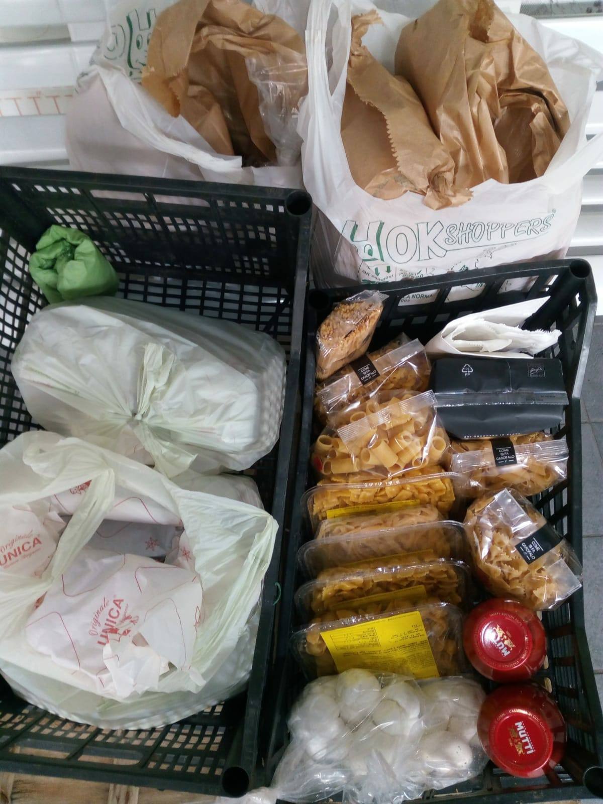 LA “SPESA SOSPESA” AL MERCATO TESTACCIO