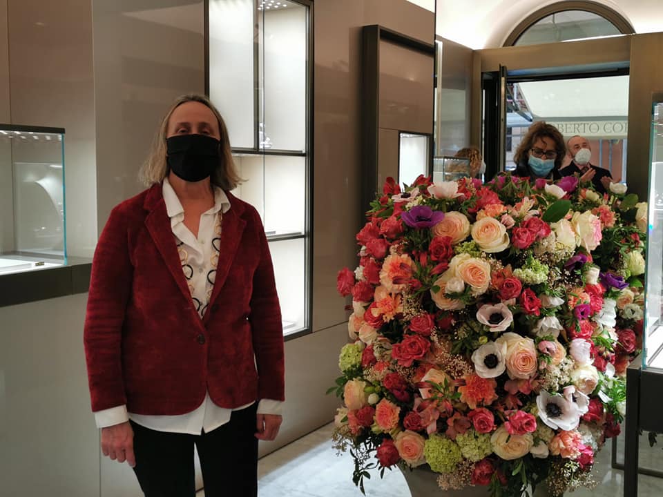 FLOWERS DESIGNER IN VIA DEL BABUINO