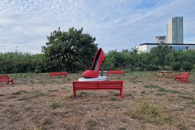 INAUGURATE PANCHINE CON NUMERO ANTIVIOLENZA 1522 AL PARCO EUR CASTELLACCIO